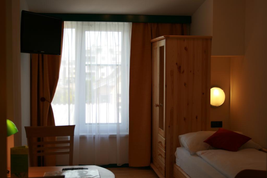 Hotel Asperner Loewe Viyana Oda fotoğraf